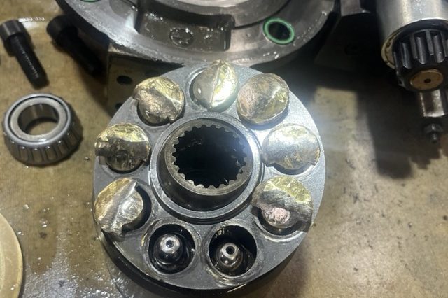 Važnost hidrauličnog ulja i pravilnog održavanja hidrauličnih pumpi