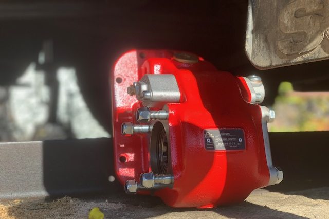 Ukapčalica za hidrauličnu pumpu